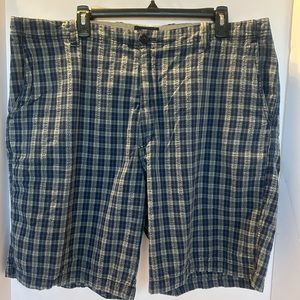 Izod Shorts Men Size 40 Multicolor Plaid Slash‎ Pockets Button 100% Cotton